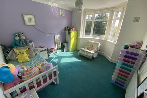 3 bedroom detached bungalow for sale - Herbert Avenue, Poole