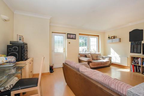 14 Dawley Ride, Colnbrook, Slough, SL3 0QH