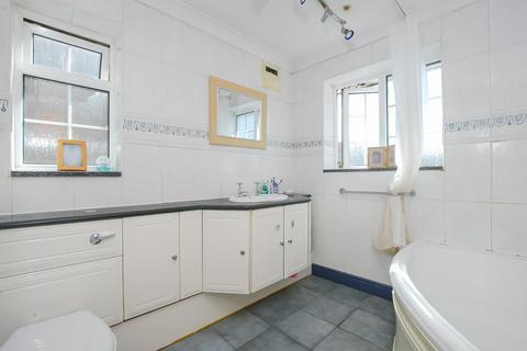 14 Dawley Ride, Colnbrook, Slough, SL3 0QH