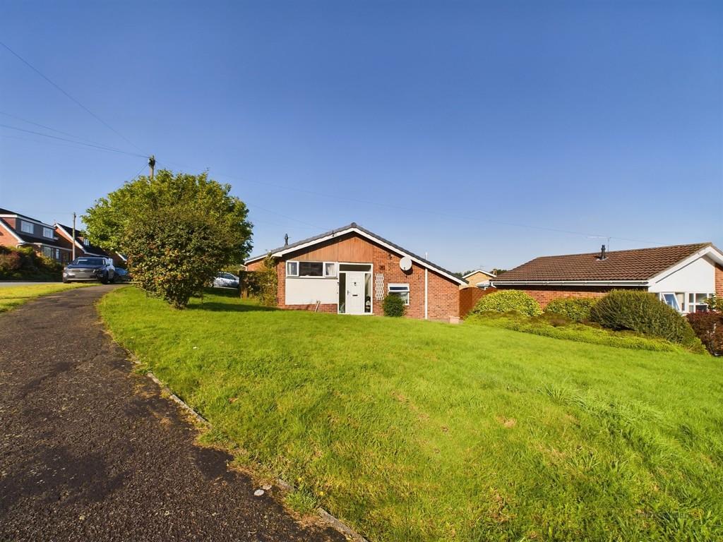 Dalebrook Road, Winshill 2 bed detached bungalow £140,000