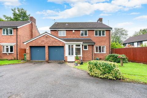4 bedroom detached house for sale - Falconwood Drive, St Fagans, Cardiff
