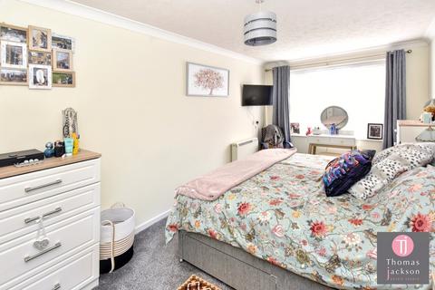 2 bedroom apartment for sale, Queens Parade, Cliftonville