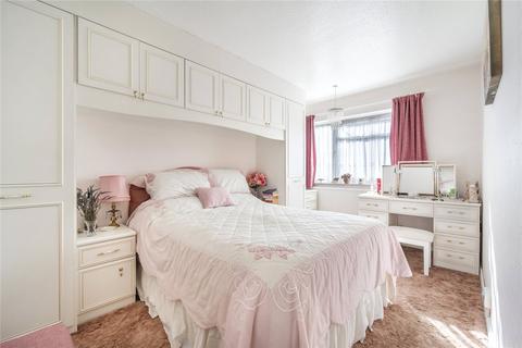 3 bedroom maisonette for sale, Breton House, St. Saviours Estate, London