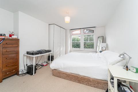 3 bedroom apartment for sale - Wolseley Road, Crouch End N8