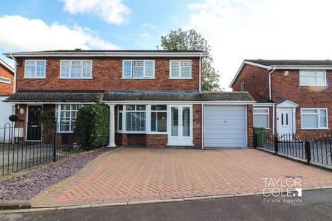 7 Grayling, Dosthill, Tamworth, B77 1NR