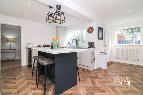 7 Grayling, Dosthill, Tamworth, B77 1NR