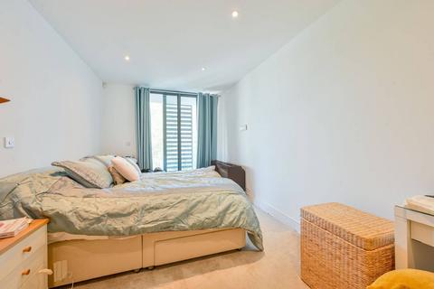 Flat 10, Noble House Kings Place, London, W4 4BA