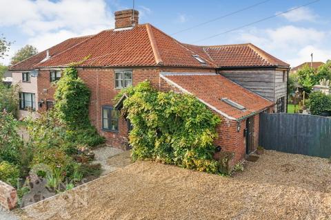 3 bedroom cottage for sale, The Hills, Reedham, Norwich