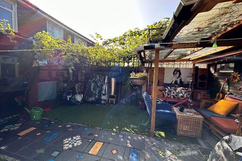 undefined, Knightswood Close, Edgware, HA8