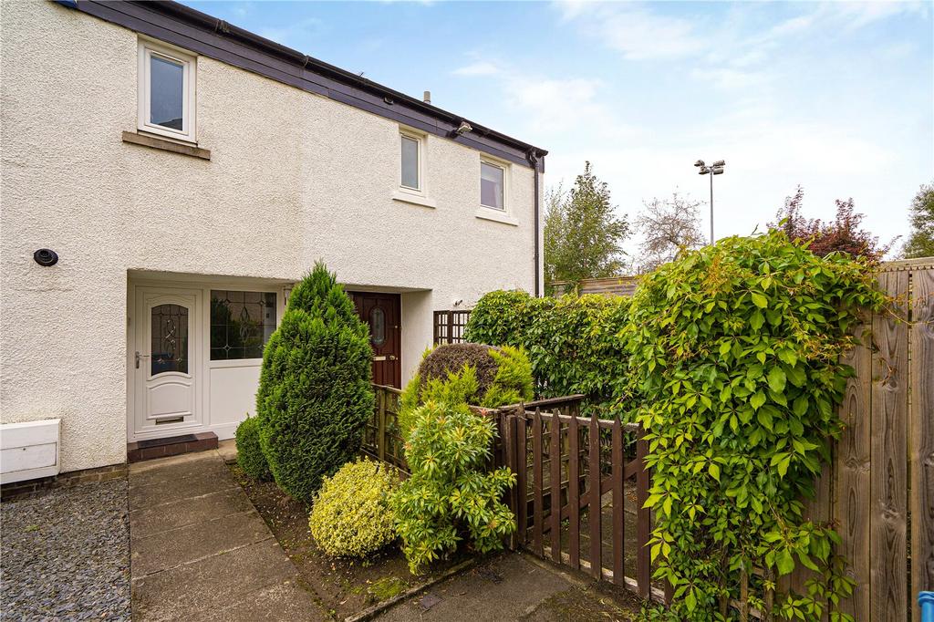 27 Auldhouse Terrace, Newlands, Glasgow, G43 3 bed end of terrace house for sale £149,000