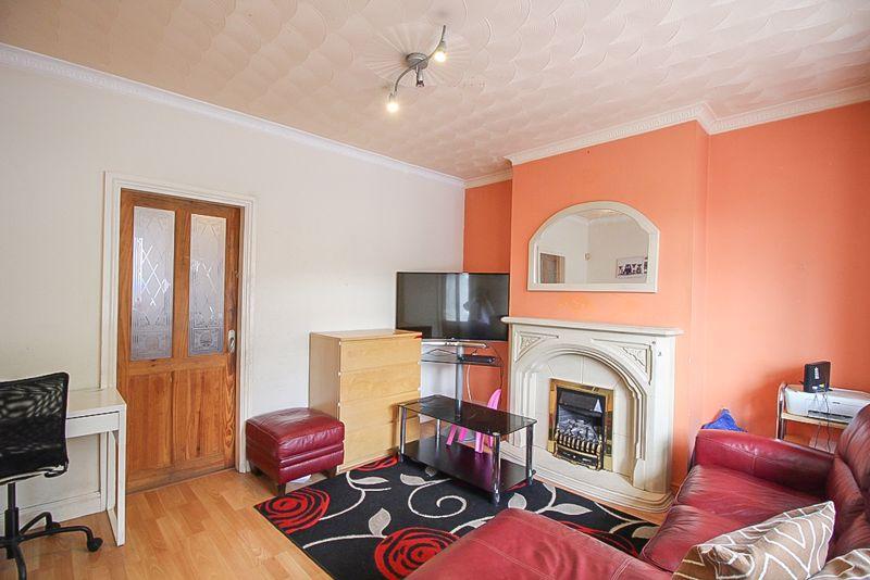 Sherborne Road, Wolverhampton 3 bed semidetached house £160,000