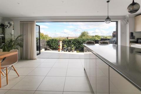 41 Camden Road, Bexley, DA5 3NU