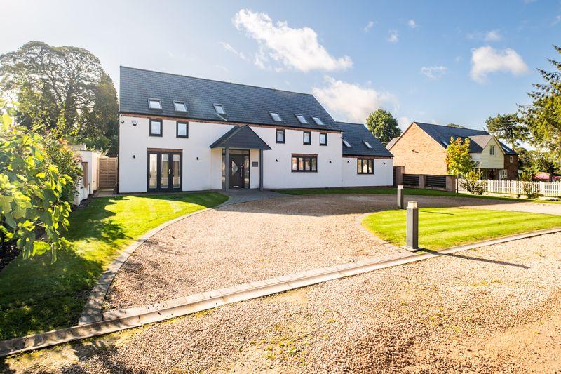 Jasmine Cottage, Court Drive, Shenstone, Lichfield, WS14 0JQ 4 bed