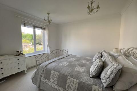8 Clos Ffawydden, Ystradowen, Cowbridge, CF71 7SE