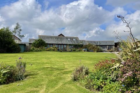 5 bedroom barn conversion for sale, Coverack Bridges, Helston