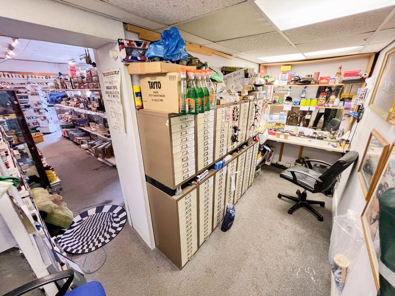 Model Shop