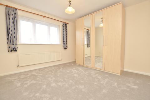 2 bedroom end of terrace house to rent, Woodger Close, Merrow Park, Guildford, Surrey, GU4