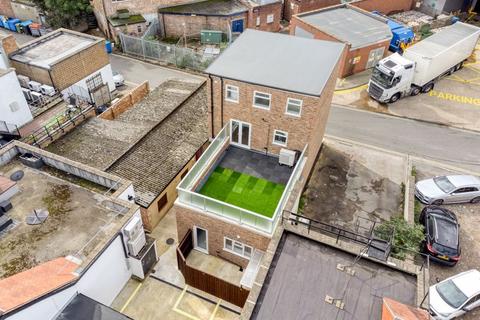 undefined, Accommadation Road, Walton on Thames.