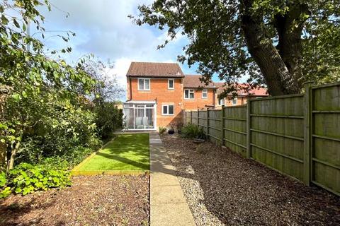 3 bedroom end of terrace house for sale, Phelps Close, Chard