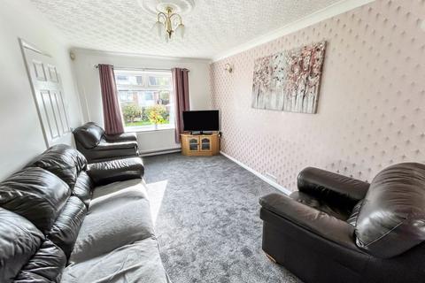 62 Cotswold Crescent, Bury, BL8 1QP