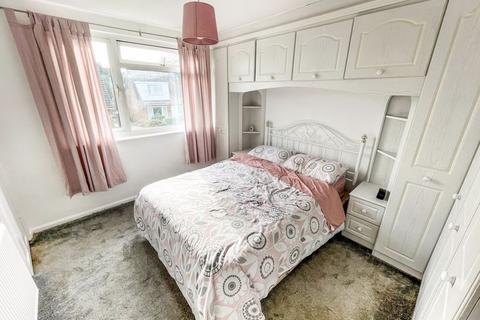 62 Cotswold Crescent, Bury, BL8 1QP