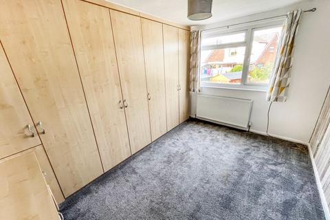62 Cotswold Crescent, Bury, BL8 1QP