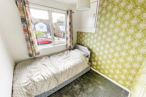 62 Cotswold Crescent, Bury, BL8 1QP