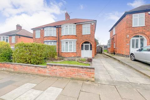 3 bedroom semi-detached house to rent, Glenborne Road, Leicester