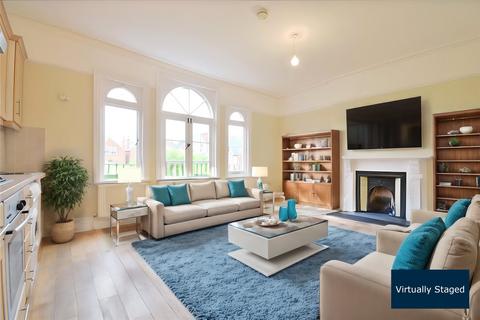 1 bedroom flat for sale, Canfield Gardens, South Hampstead, NW6