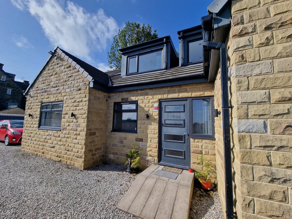 Haworth Road, Bradford, West Yorkshire, BD9 6 bed detached house to