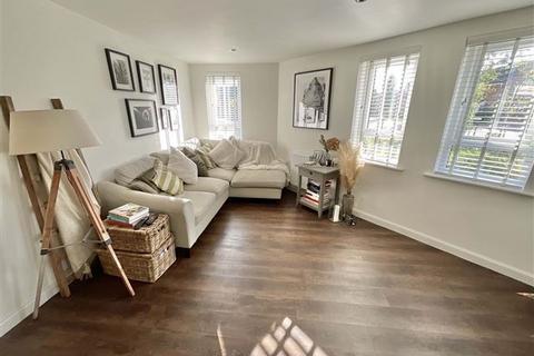 1 Derwent Chase, Waverley, Rotherham, S60 8AT