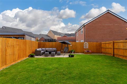 2 bedroom semi-detached house for sale - Churchill Drive, Flitwick, Bedfordshire, MK45