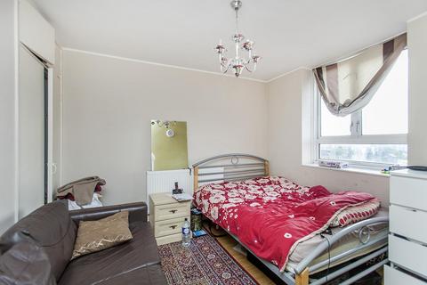 2 bedroom flat for sale, Farjeon House