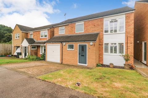 50 Paddock Mead, Harlow, CM18 7RR