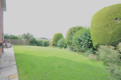 5 Augustine Close, Stone, ST15 8XX