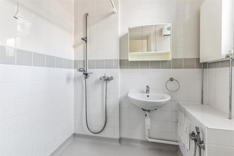 12b Fitzgeorge Avenue, London, W14 0SN