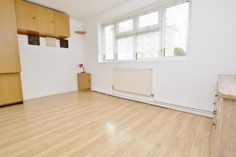 1 bedroom flat for sale, Ilford Lane, Ilford, IG1 2SQ