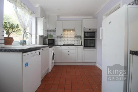 41 Bullfields, Sawbridgeworth, CM21 9DF