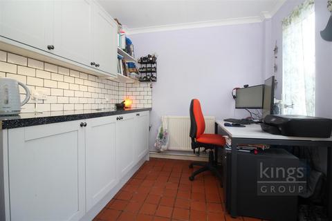 41 Bullfields, Sawbridgeworth, CM21 9DF