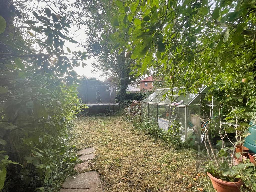 Garden.2.jpg
