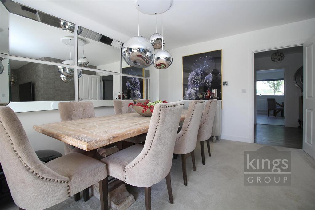 Dining Room.jpg