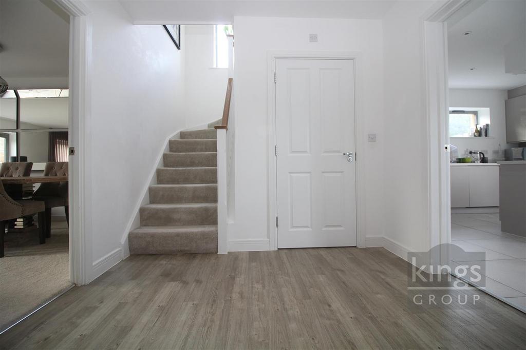 Hallway.jpg