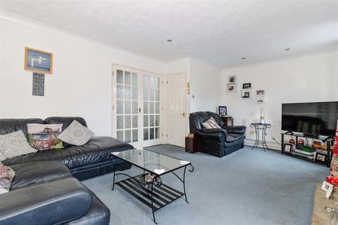 4 bedroom detached house for sale - Carisbrooke Drive, Worthing