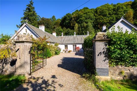 Stables Cottage Brae Street, Dunkeld, PH8 0BA