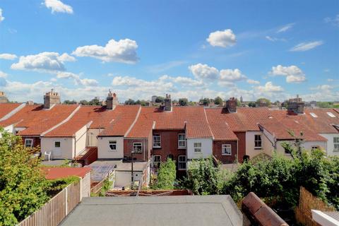 3 bedroom terraced house for sale, Swansea Road, Norwich NR2