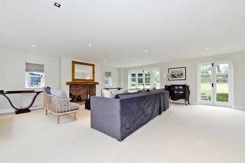 5 bedroom equestrian property to rent - Hawthorn Hill, Warfield, Bracknell, Berkshire, RG42