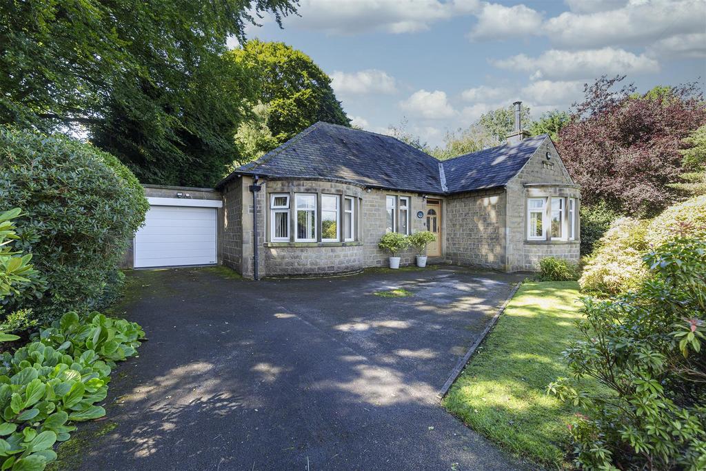 Sandbeds, Honley, Holmfirth 3 bed detached bungalow for sale £500,000