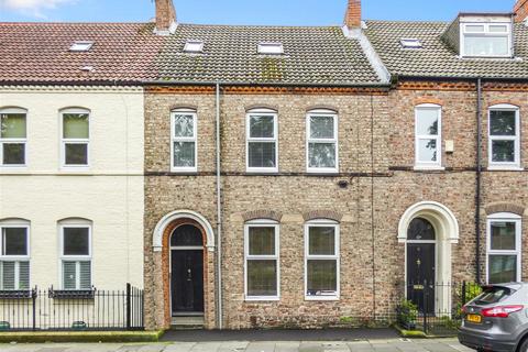 5 bedroom terraced house for sale, South Preston Terrace, North Shields