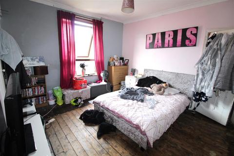 2 bedroom terraced house for sale - Westbourne Avenue, Leeds