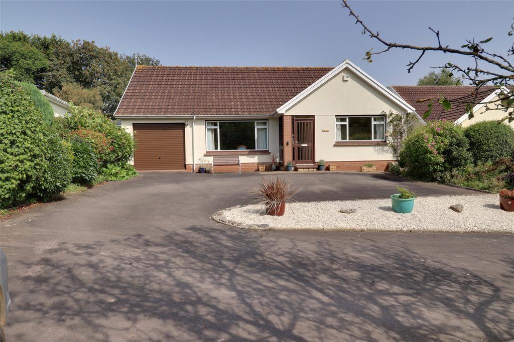 Periton Road, Minehead, Somerset, TA24 3 bed bungalow for sale £485,000